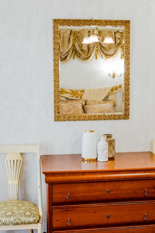 Санкт-Петербург: Апартаменты Nevsky 45 3 bedrooms & 2 bathrooms 8 persons