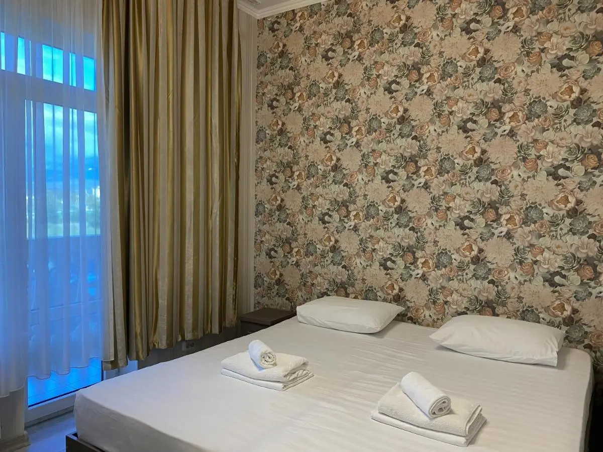 Адлер: HOTEL РУСЬ TAVRICHESKAY