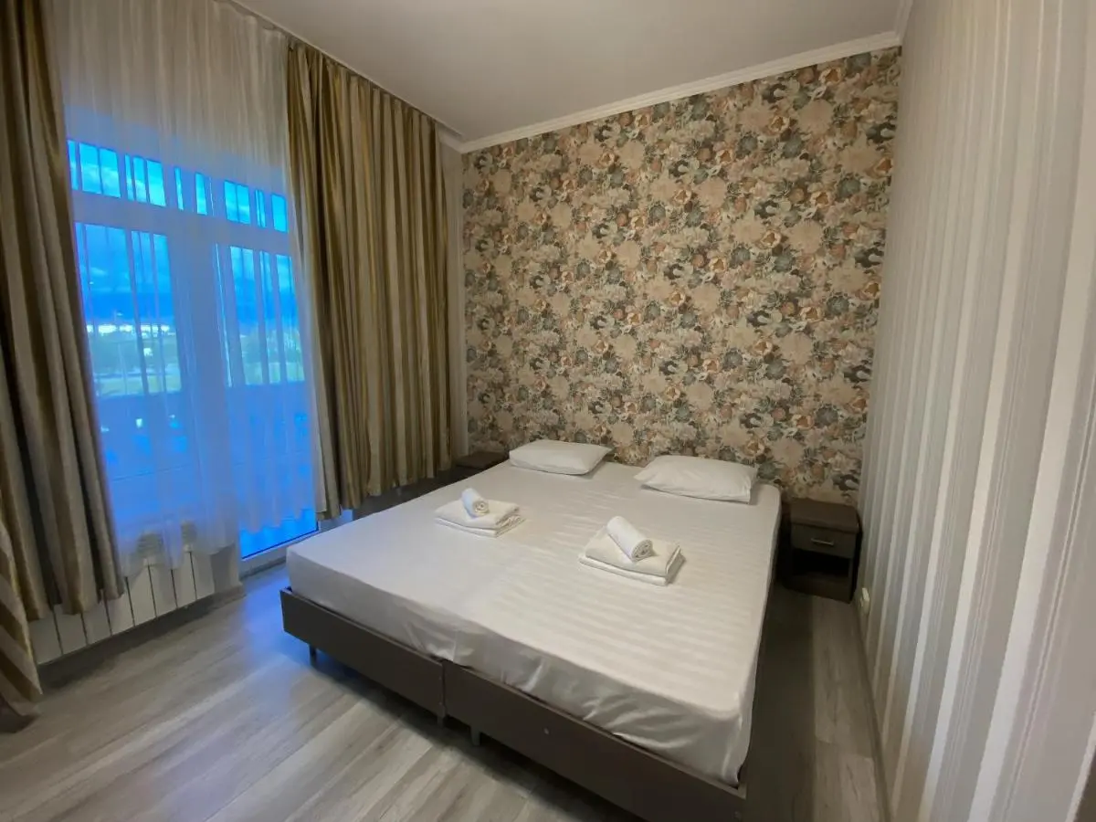 Адлер: HOTEL РУСЬ TAVRICHESKAY