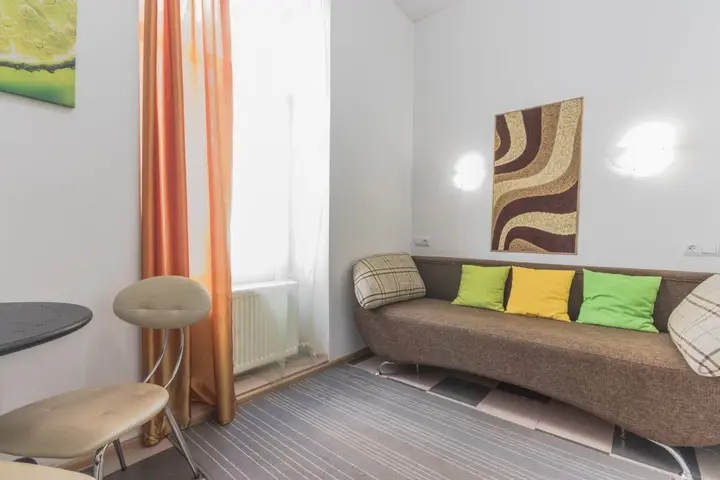 Санкт-Петербург: Zhelto-Zelenaya Apartments