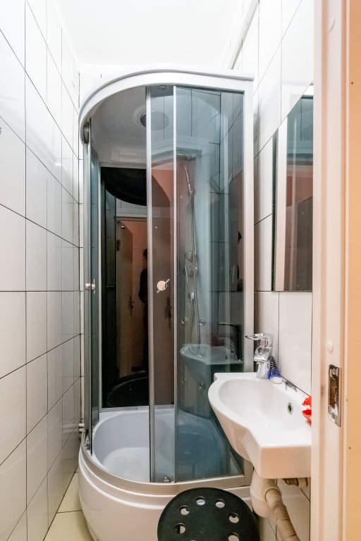 Санкт-Петербург: Меблированные Комнаты N&V Room