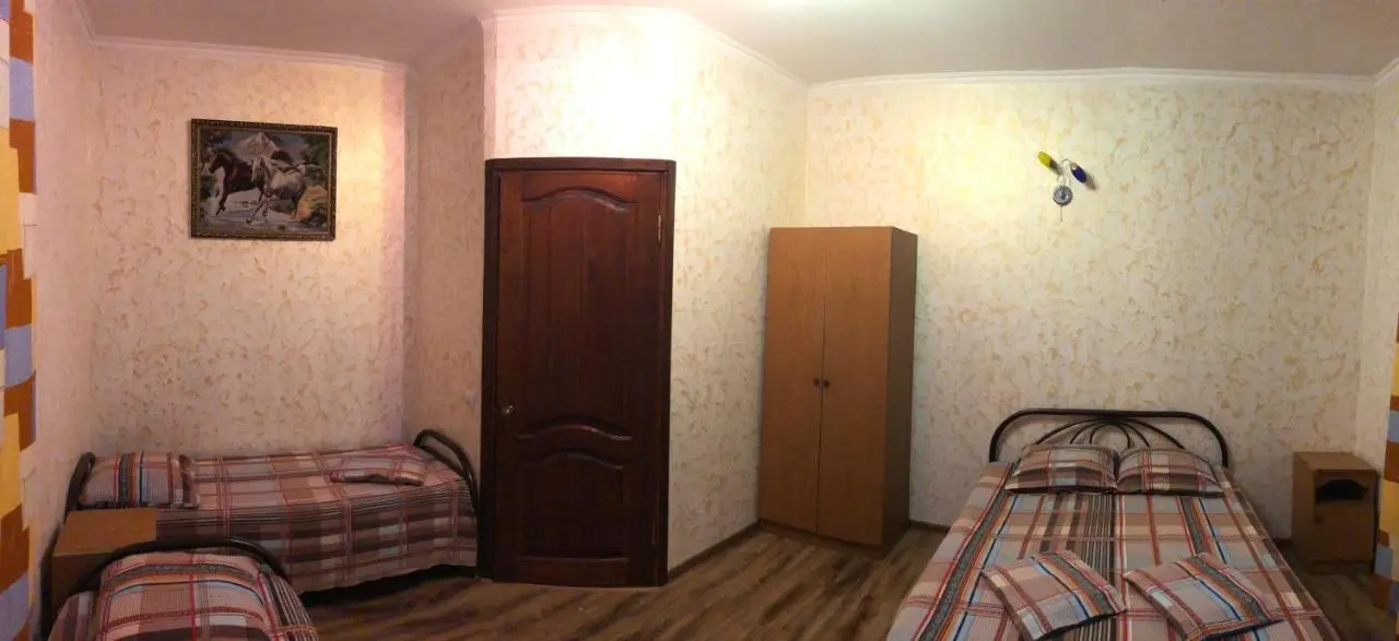 Витязево: Домашний
