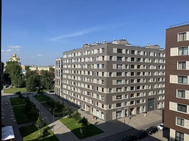 Санкт-Петербург: Апартаменты Однокомнатная Квартира с Панорамными Окнами в Центре Петербургу