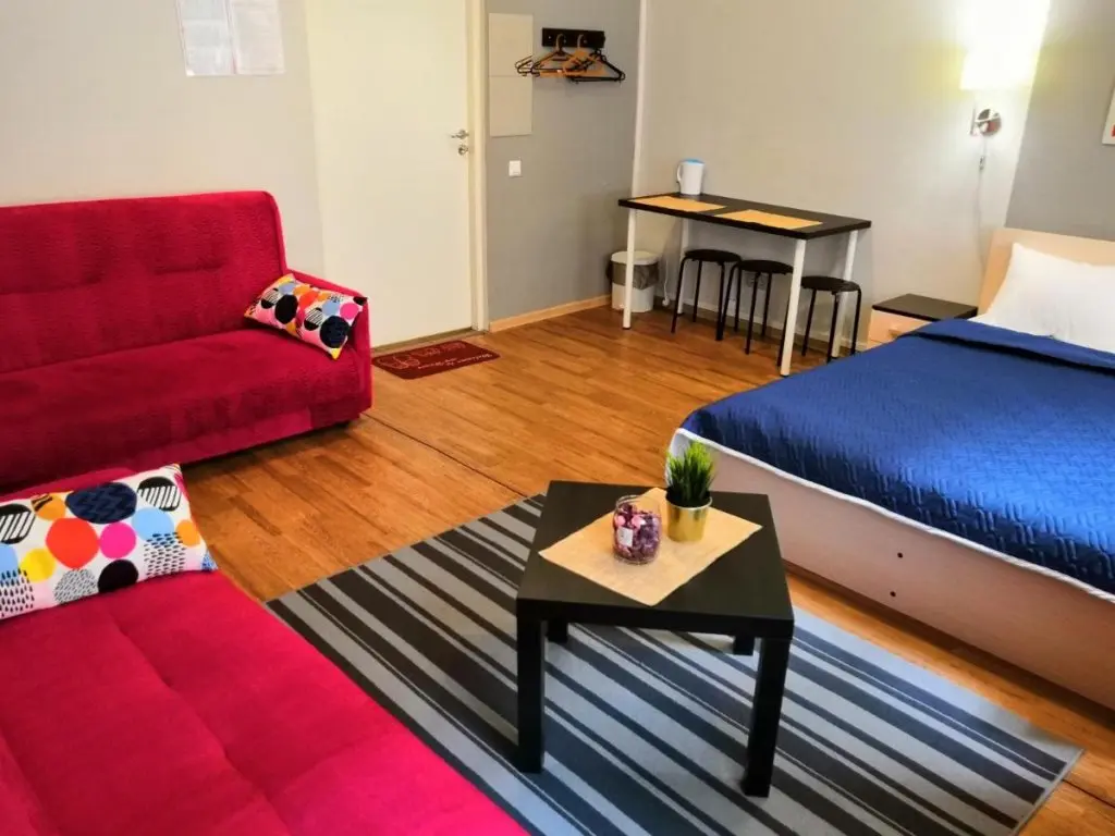 Санкт-Петербург: Okna Guest House