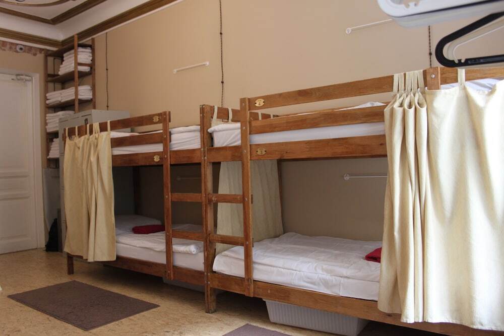 Санкт-Петербург: Guest House