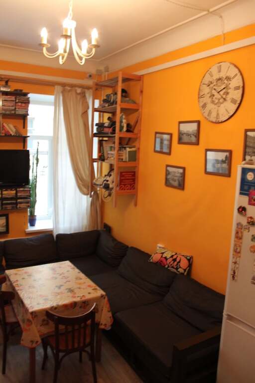Санкт-Петербург: Guest House
