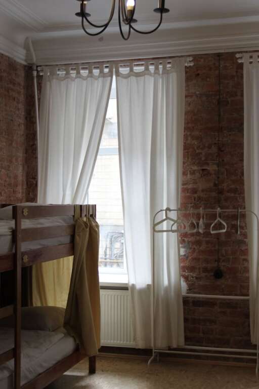 Санкт-Петербург: Guest House