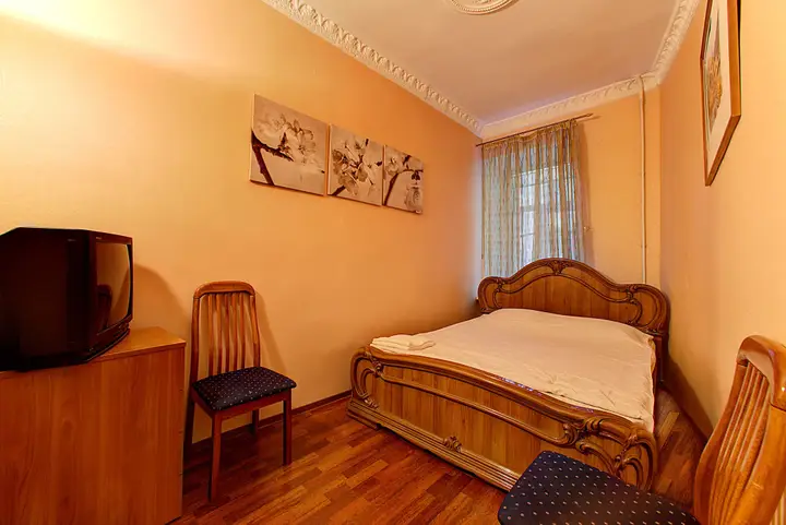 Санкт-Петербург: Апартаменты PiterStay Марата 19