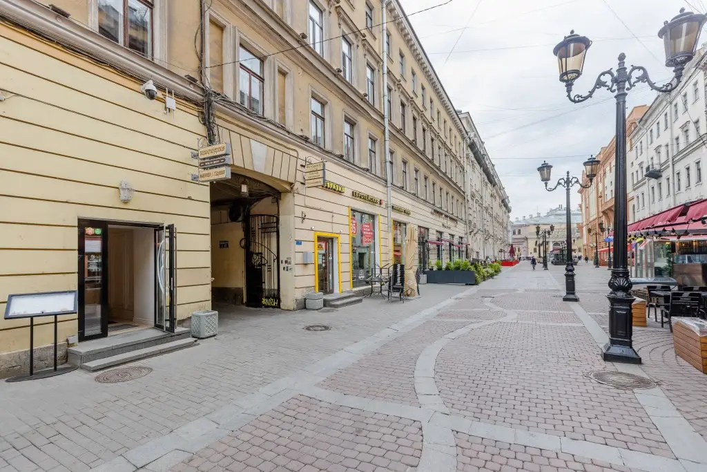 Санкт-Петербург: Nevsky 54 2 Bedrooms 8 Persons Apartments