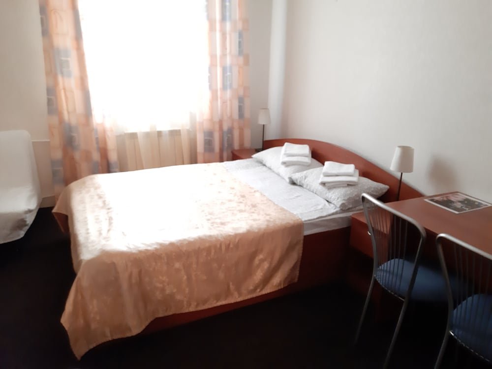 Санкт-Петербург: RazIezzhaya Str 42 Nikita