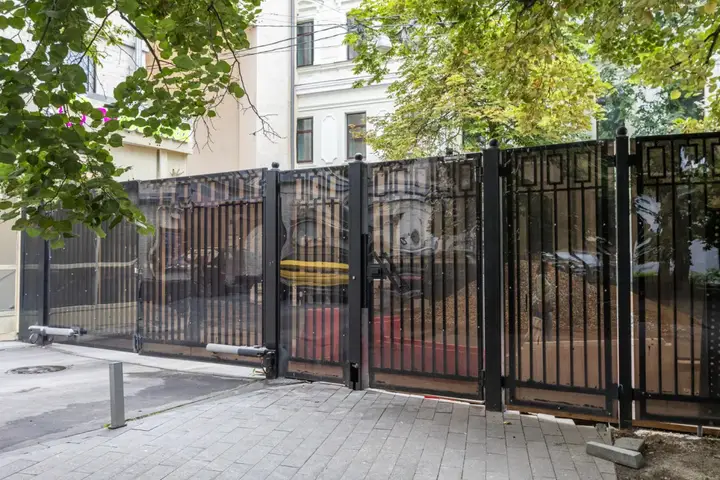 Москва: Апартаменты голливудского продюсера в Москве