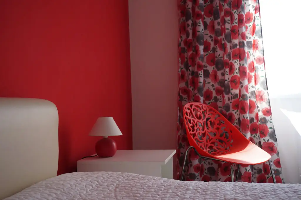 Санкт-Петербург: Квартира Red Wall