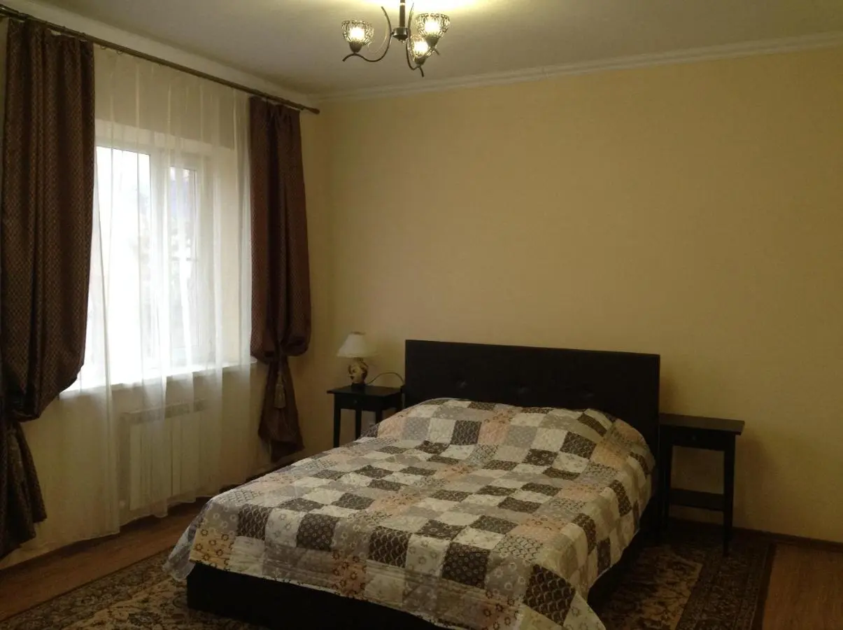 Кущёвская: Apartment Family