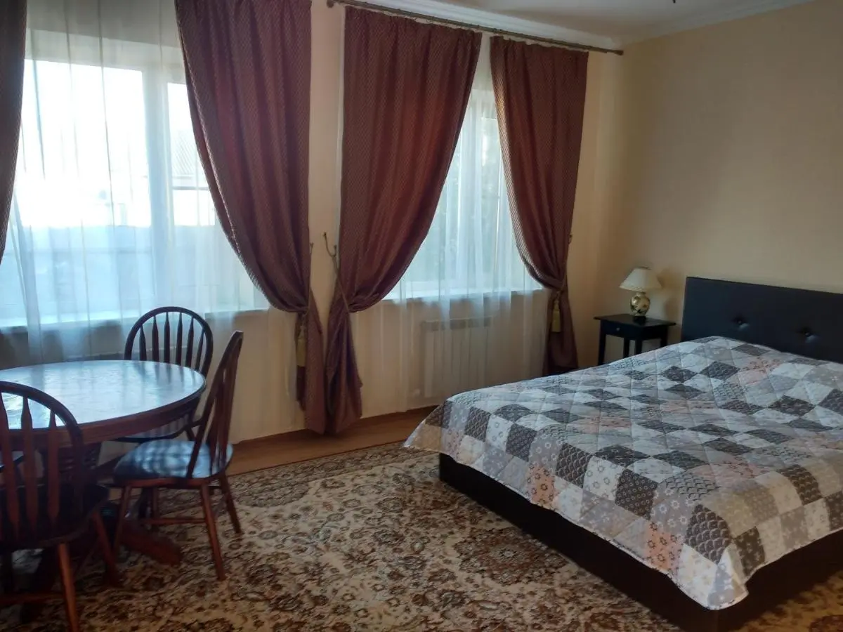 Кущёвская: Apartment Family