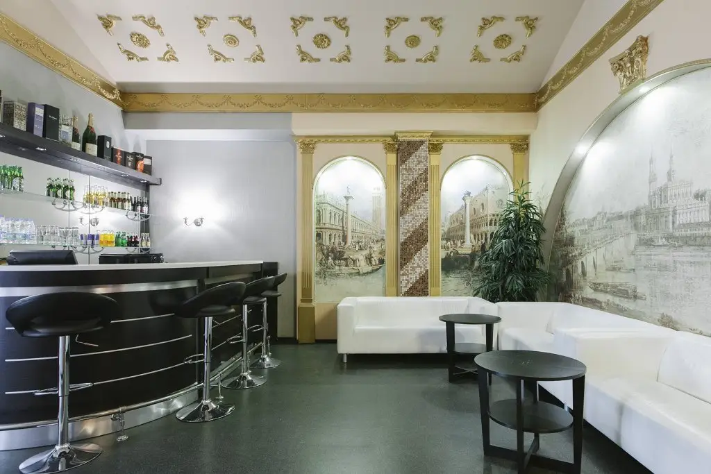 Москва: Roomp Khitrovka