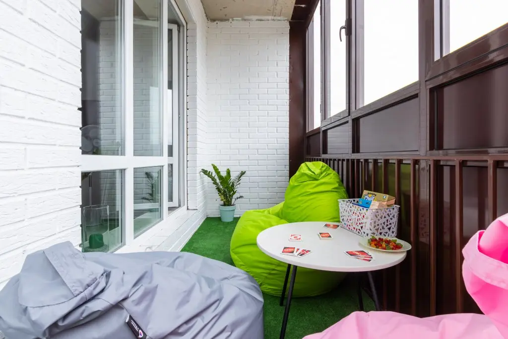 Санкт-Петербург: Апартаменты RoomyRoom Emerald