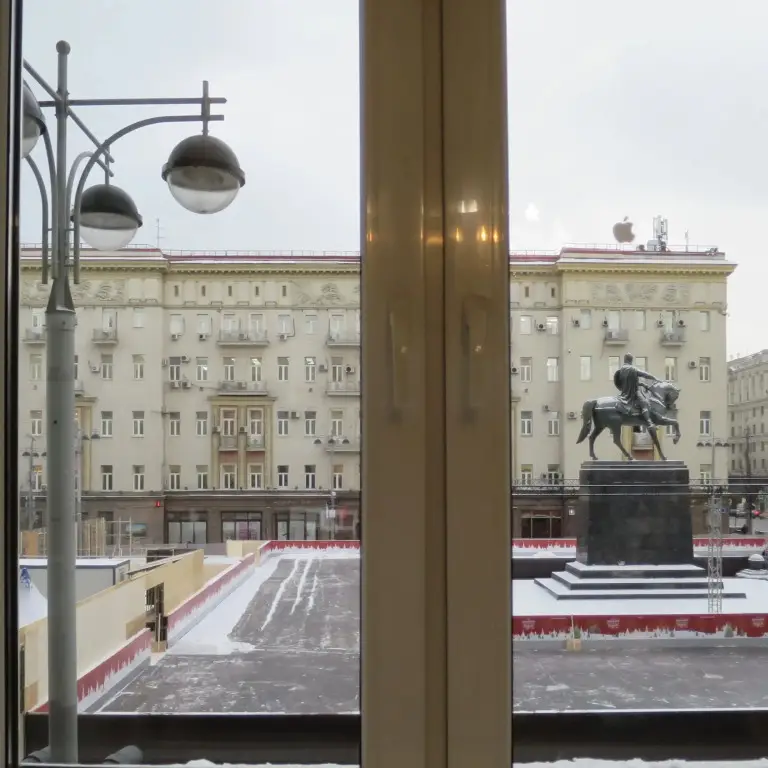 Москва: Квартира Атмосферная у Кремля Шикарный вид на Тверскую площадь