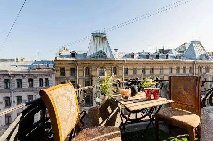 Санкт-Петербург: Апартаменты SpbStay на Кирочной 6