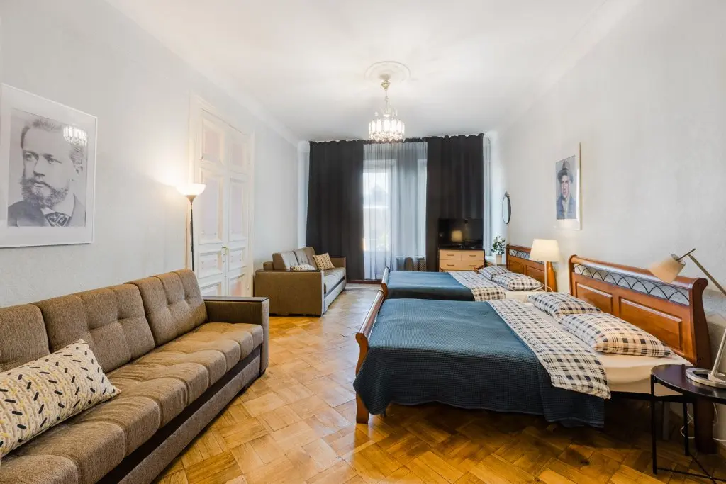 Санкт-Петербург: Апартаменты SpbStay на Кирочной 6