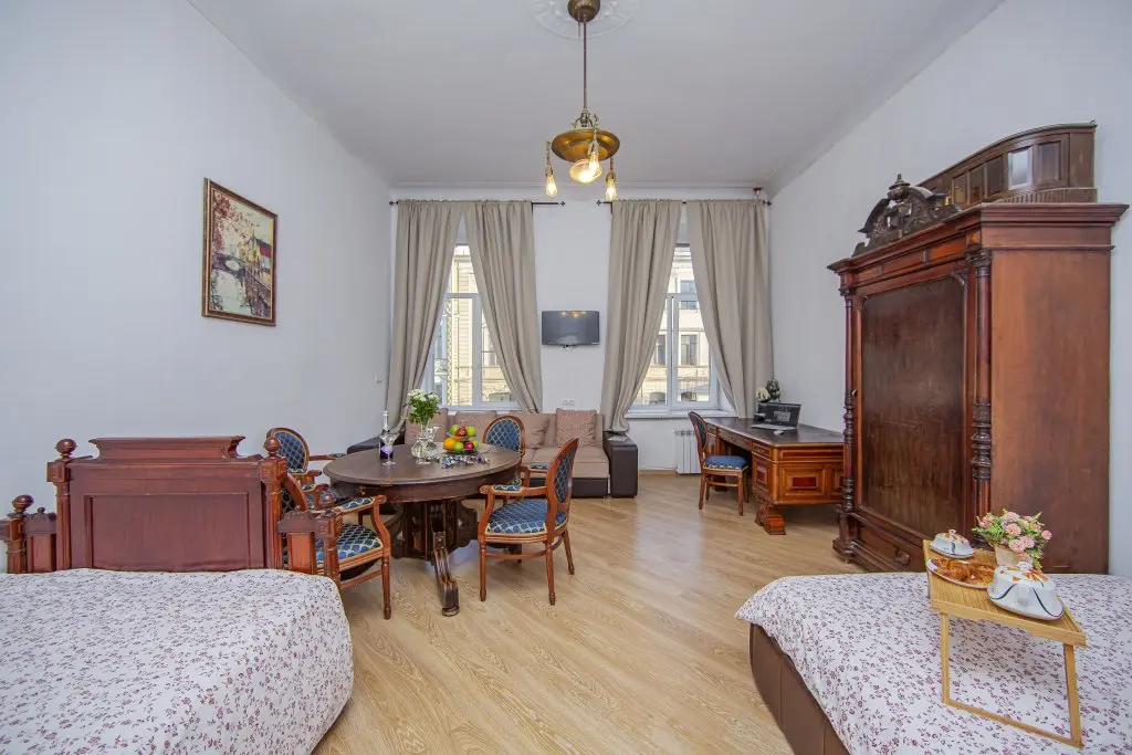 Санкт-Петербург: Апартаменты St Isaak 4BR Apartment