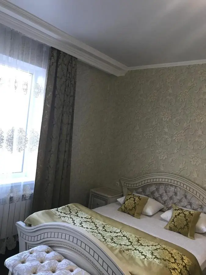 Горячий Ключ: Rich House
