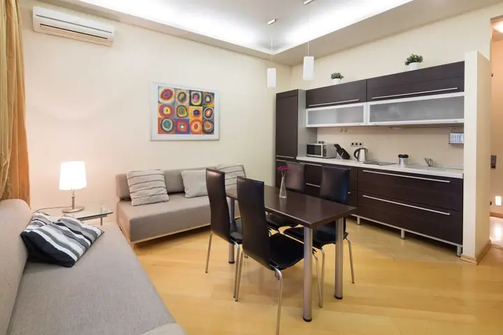 Москва: Studencheskaya Ulitsa 32 Apartments