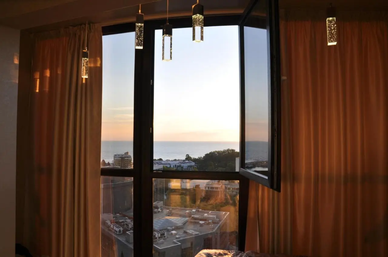 Сочи: Deluxe Apartment Panorama