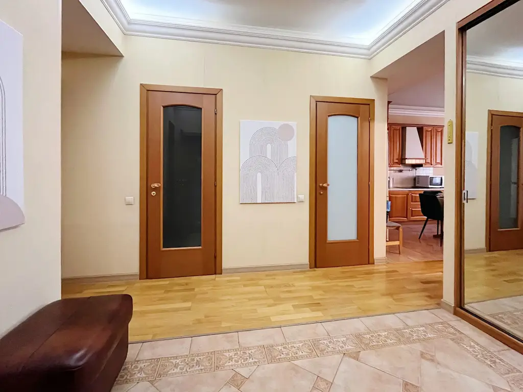 Москва: Апартаменты большие у Кремля с видом на Тверскую