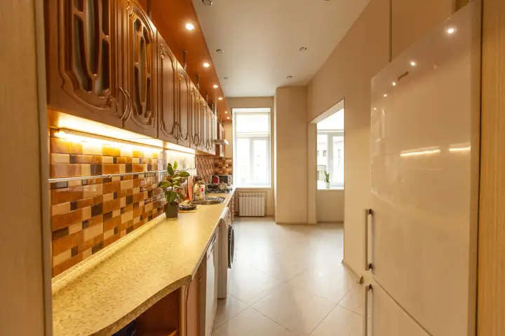 Санкт-Петербург: Квартира 3-ком. 80 кв.м. в центре