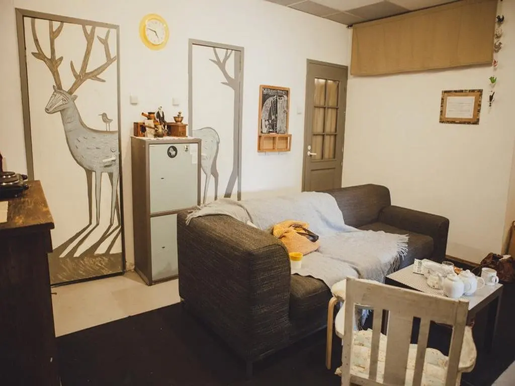 Санкт-Петербург: Tabouret Rooms na Mayakovskogo 17