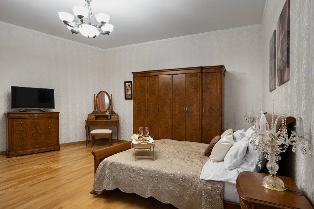 Санкт-Петербург: Апартаменты MyhomeYourhome на Большом проспекте Петроградской стороны 79