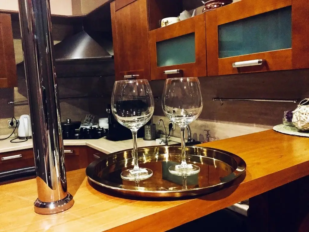 Москва: U Belogo Doma Guest House