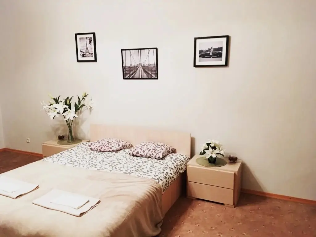Москва: U Belogo Doma Guest House