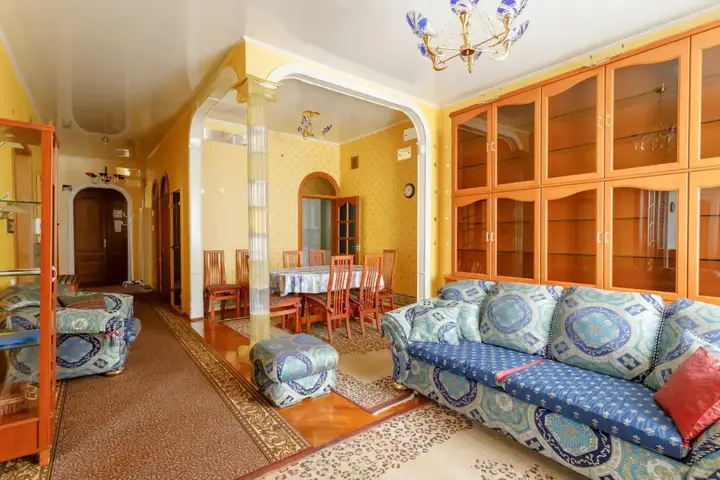 Москва: U Patriarshikh Prudov Lodging Houses