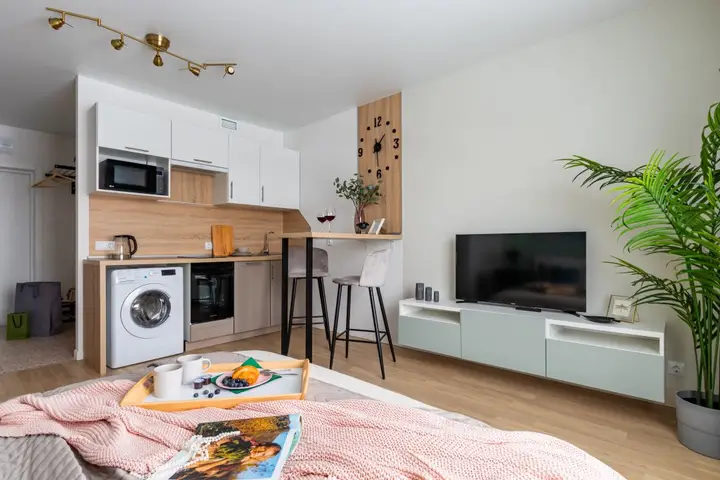 Санкт-Петербург: Апартаменты ELIZA HOME Дыбенко