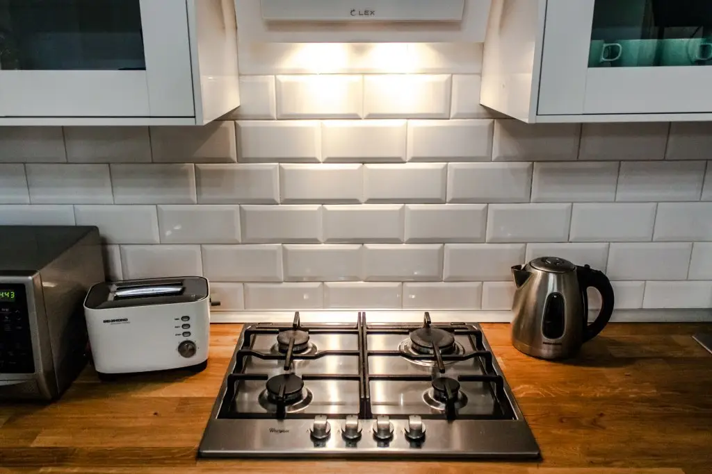 Санкт-Петербург: Uyutnaya Studiya Ryadom S Metro Petrogradskaya Apartments