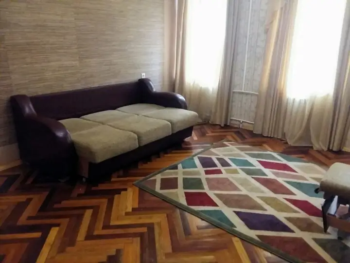 Санкт-Петербург: V Tsentre Na Sadovoj Apartments