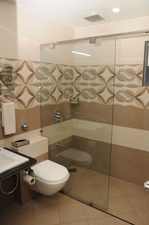 Дварка: Madhuvan Suites by Blues