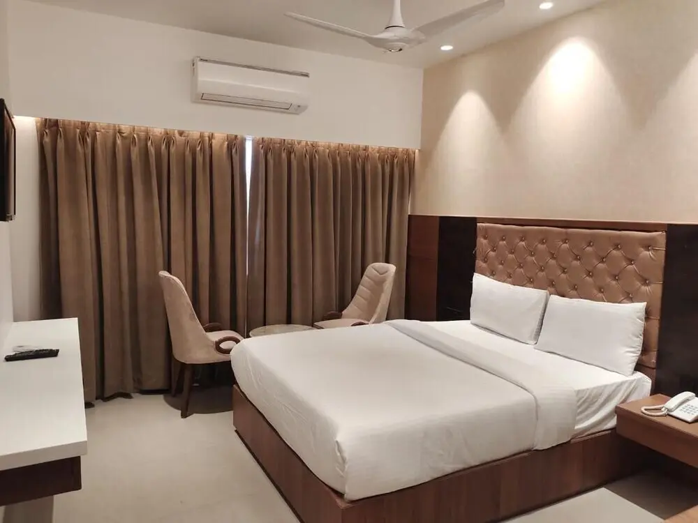 Хинджевади: Shree Inn by Tamanna Hotels
