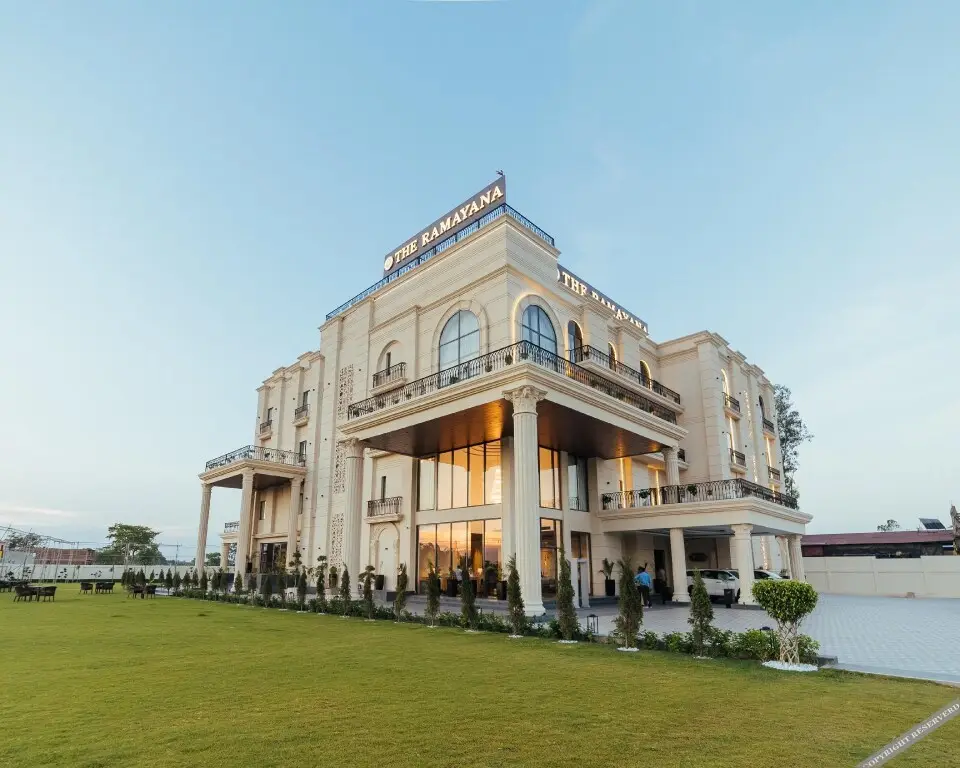 The Ramayana Hotel Ayodhya — фото 1