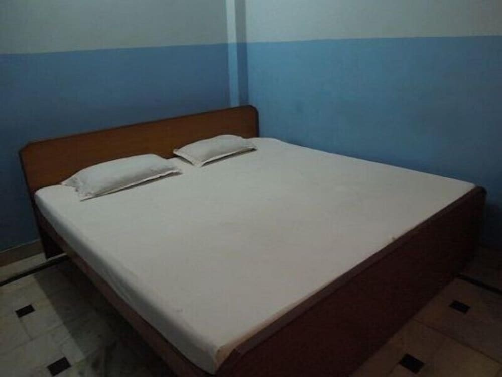 Krishnam Guest House — фото 1