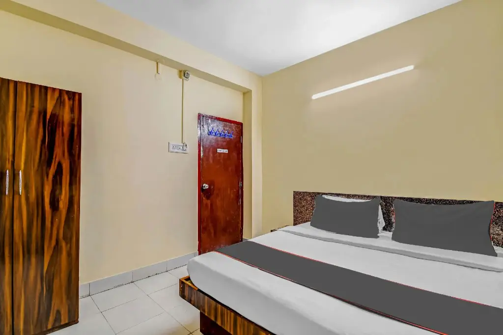 Ховрах: Hotel Lemon Arrow Inn by OYO Rooms