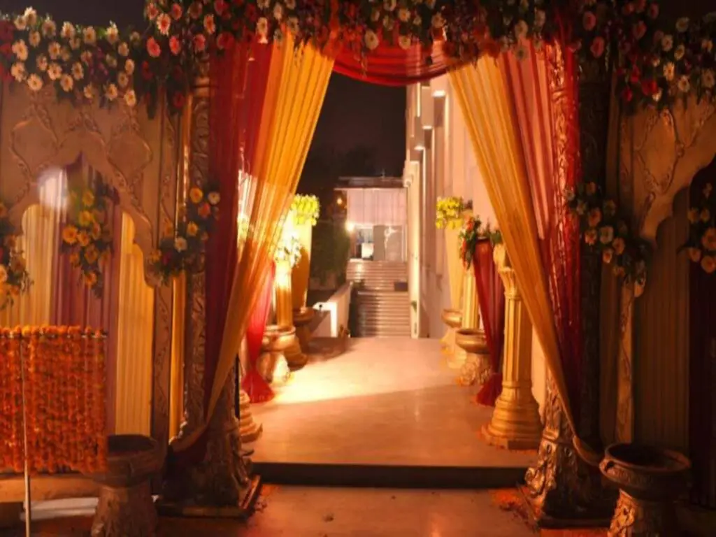 Нойда: Hotel Fortune Inn Noida Sector-19