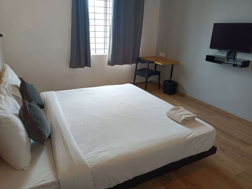 Бангалор: DBR Suites Sarjapur Road