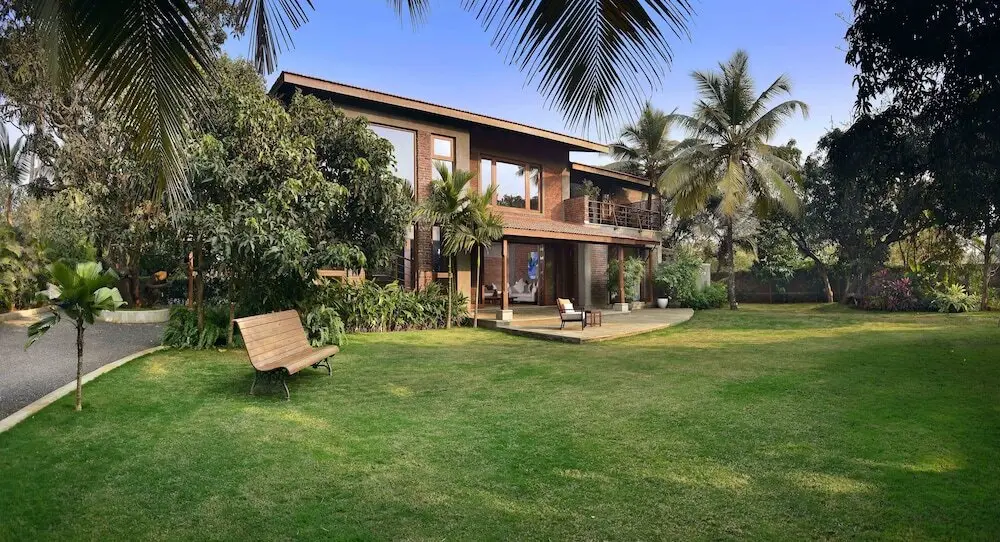 Пляж Мандва: amã Stays & Trails The Mango House, Alibag