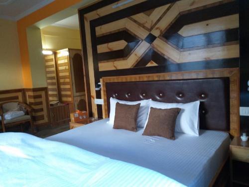 Калпа: Hotel Monal Residency Kalpa