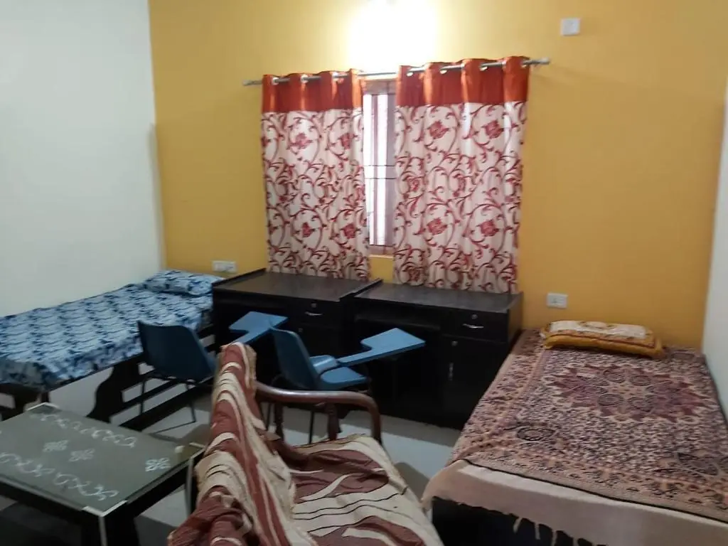 Райпур: Shreyanshi Guest House