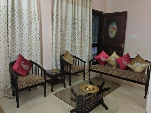 Чамба: Brahm Gyan Dalhousie Guest House