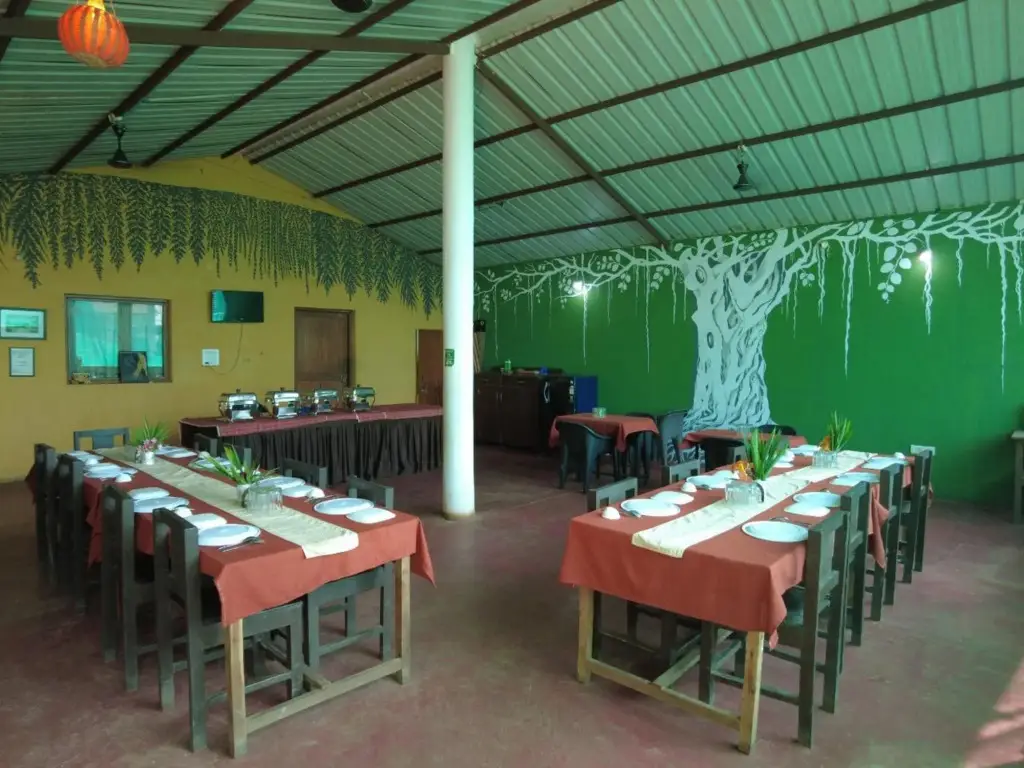 Бхамдели: Tadoba Safari Stay Nature's Sprout
