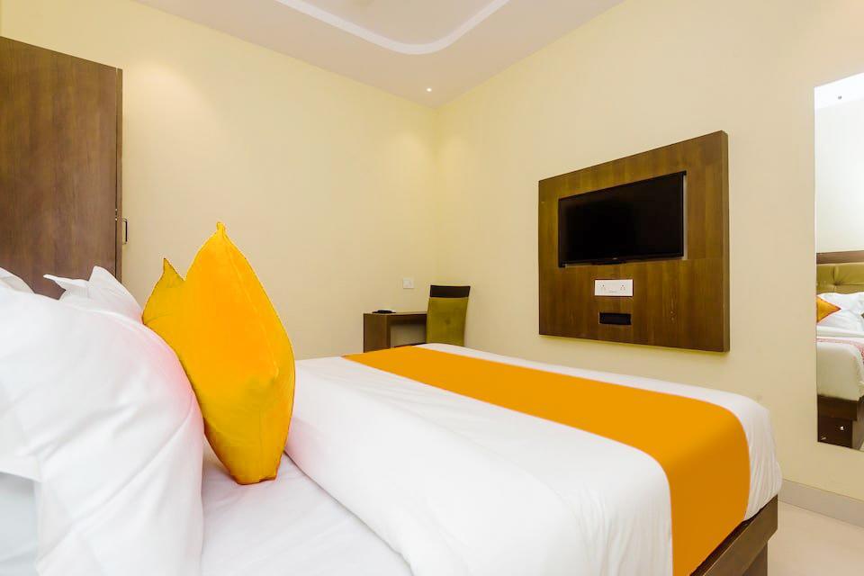 Мумбаи: Fabexpress Embassy Suites